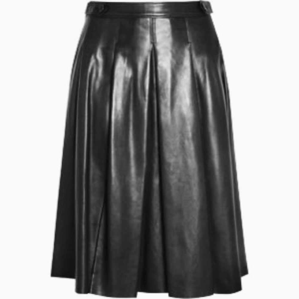 Burberry High Waisted Pleated Leather A Line Skirt
